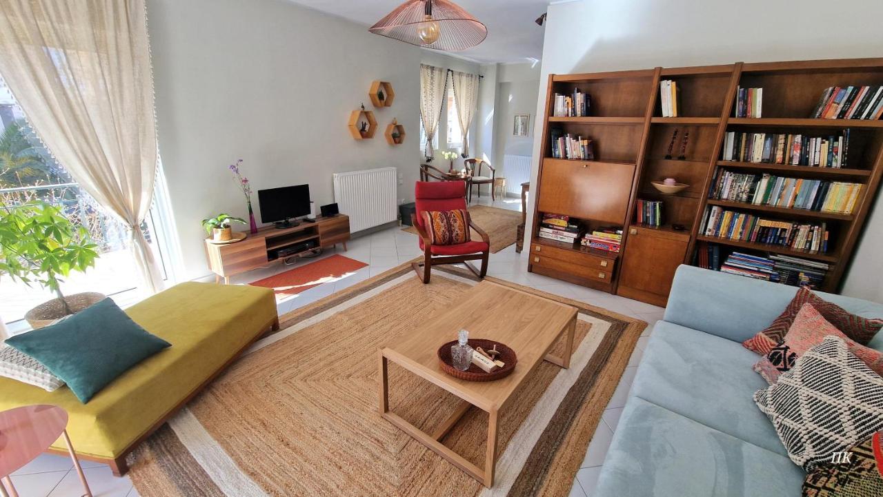 Two Bedroom Flat Near Airport Палини Екстериор снимка